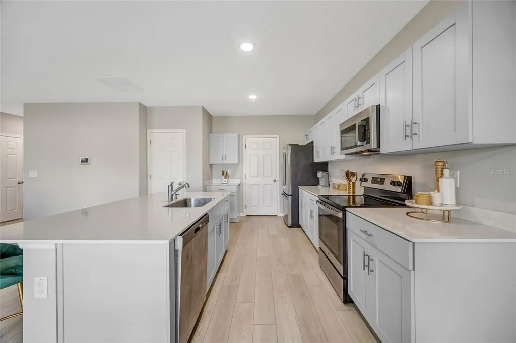 7571 Freesia Trace Wesley Chapel FL 33545