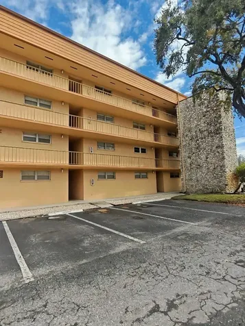 5820 N Church Avenue Tampa FL 33614