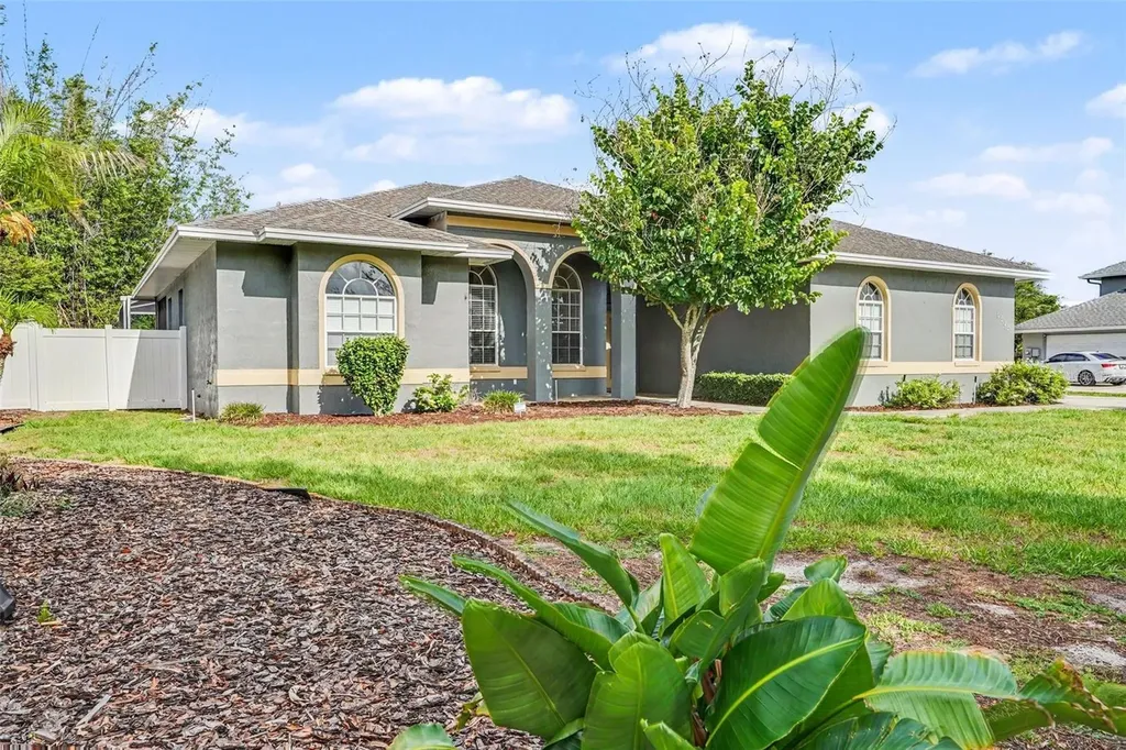 5535 Summerland Hills Drive Lakeland FL 33812