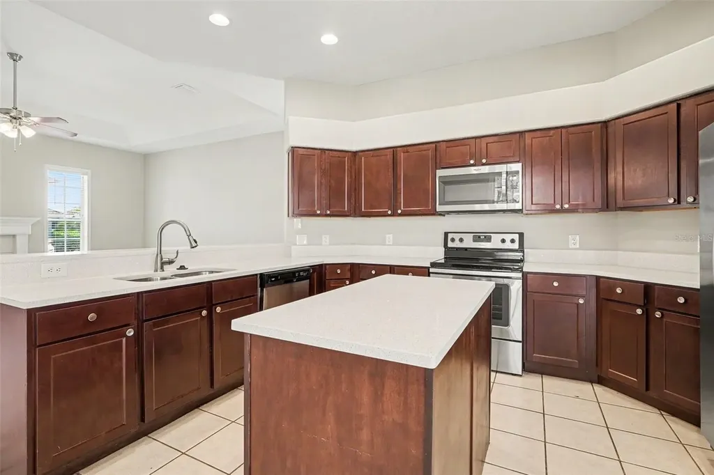 5535 Summerland Hills Drive Lakeland FL 33812