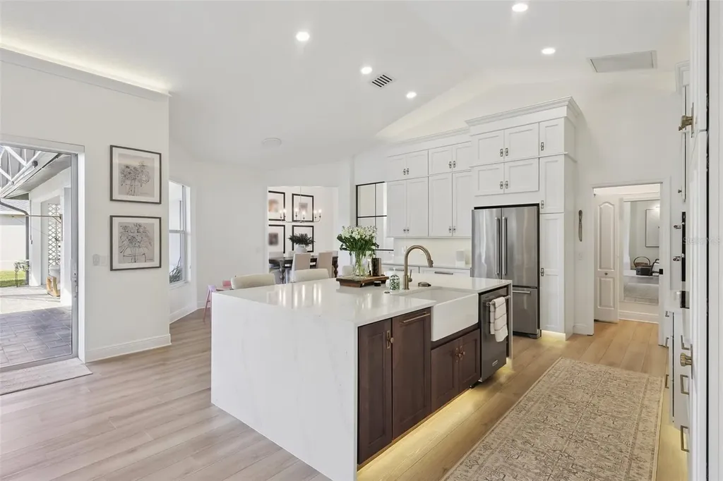 6212 Aventura Drive Sarasota FL 34241