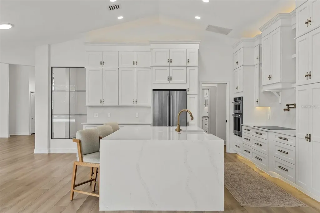 6212 Aventura Drive Sarasota FL 34241