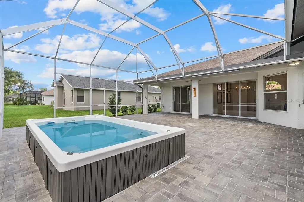 6212 Aventura Drive Sarasota FL 34241