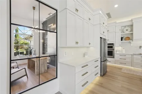 6212 Aventura Drive Sarasota FL 34241