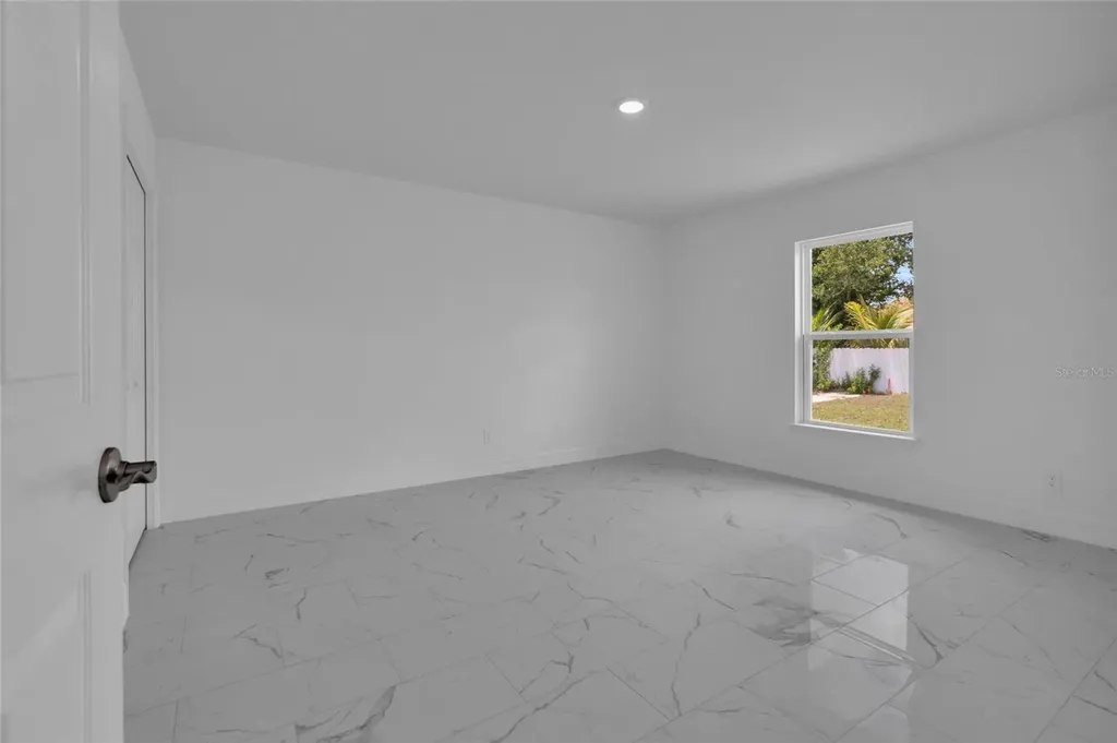 1126 NW 6th Avenue Cape Coral FL 33993