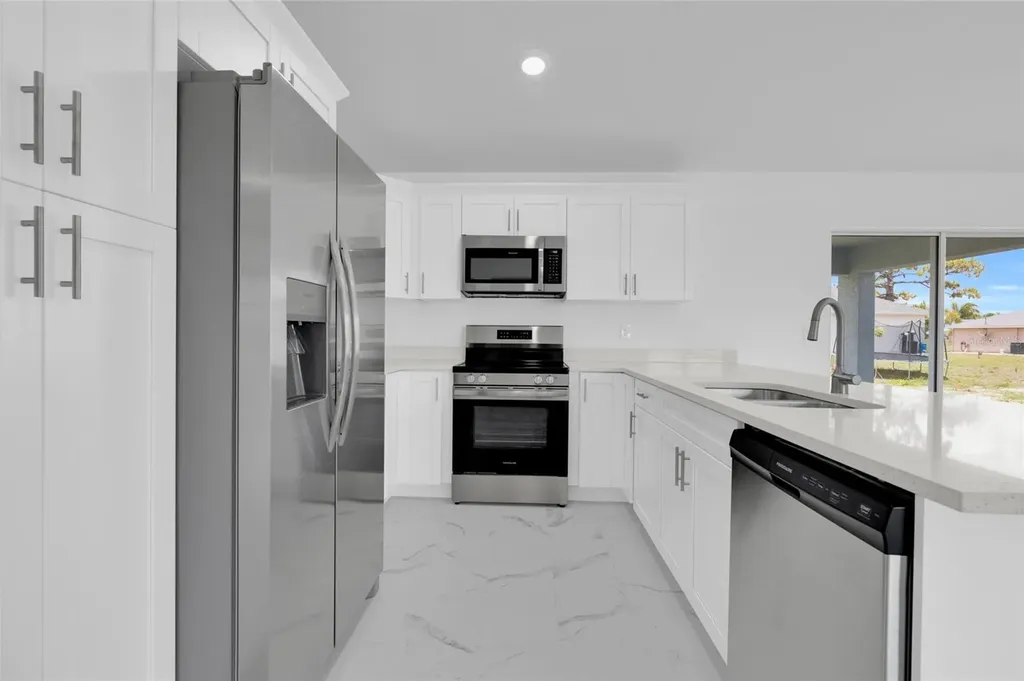 1126 NW 6th Avenue Cape Coral FL 33993