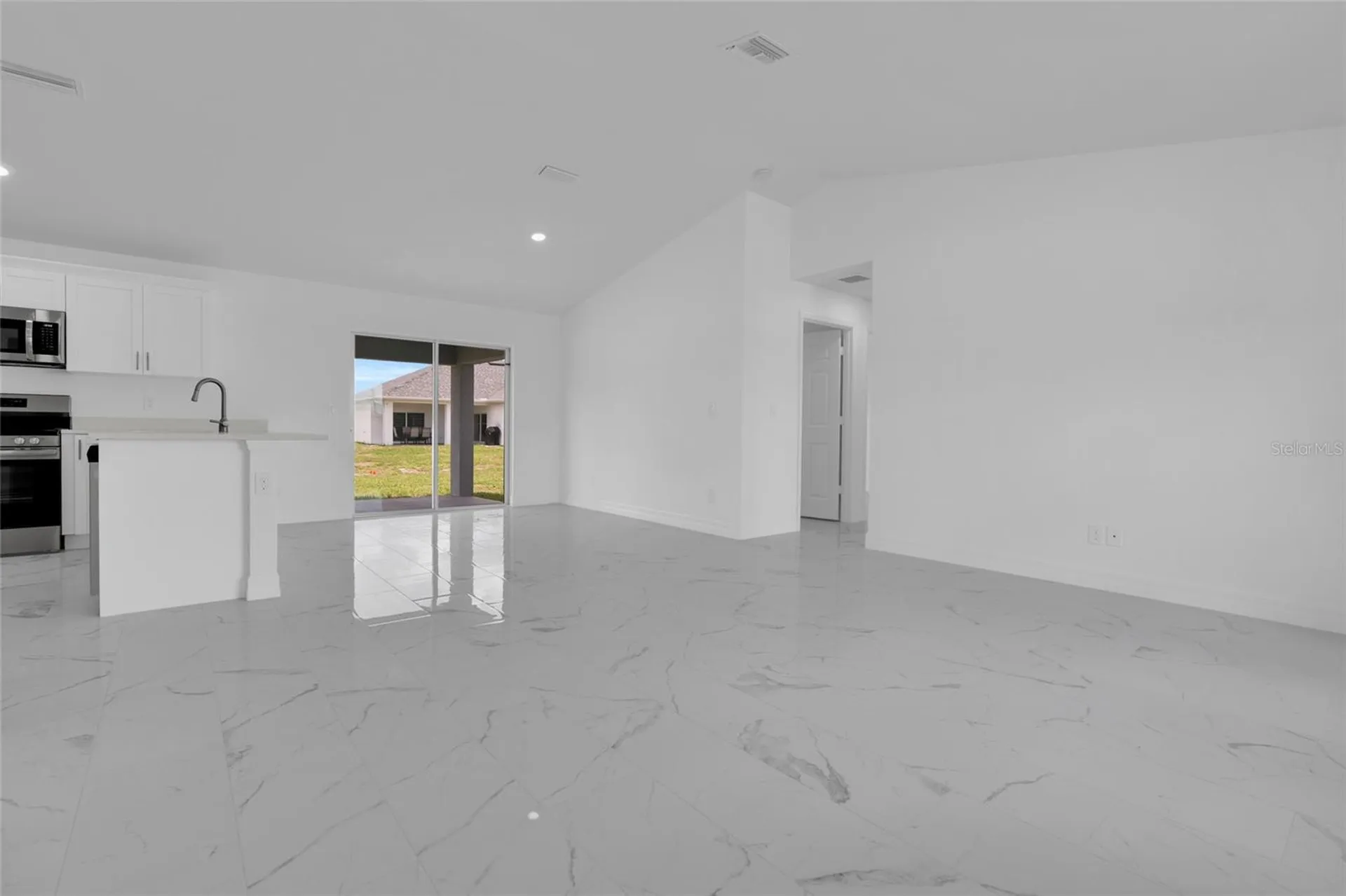 1126 NW 6th Avenue Cape Coral FL 33993