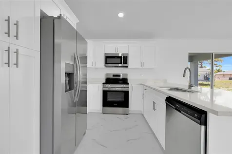 1126 NW 6th Avenue Cape Coral FL 33993