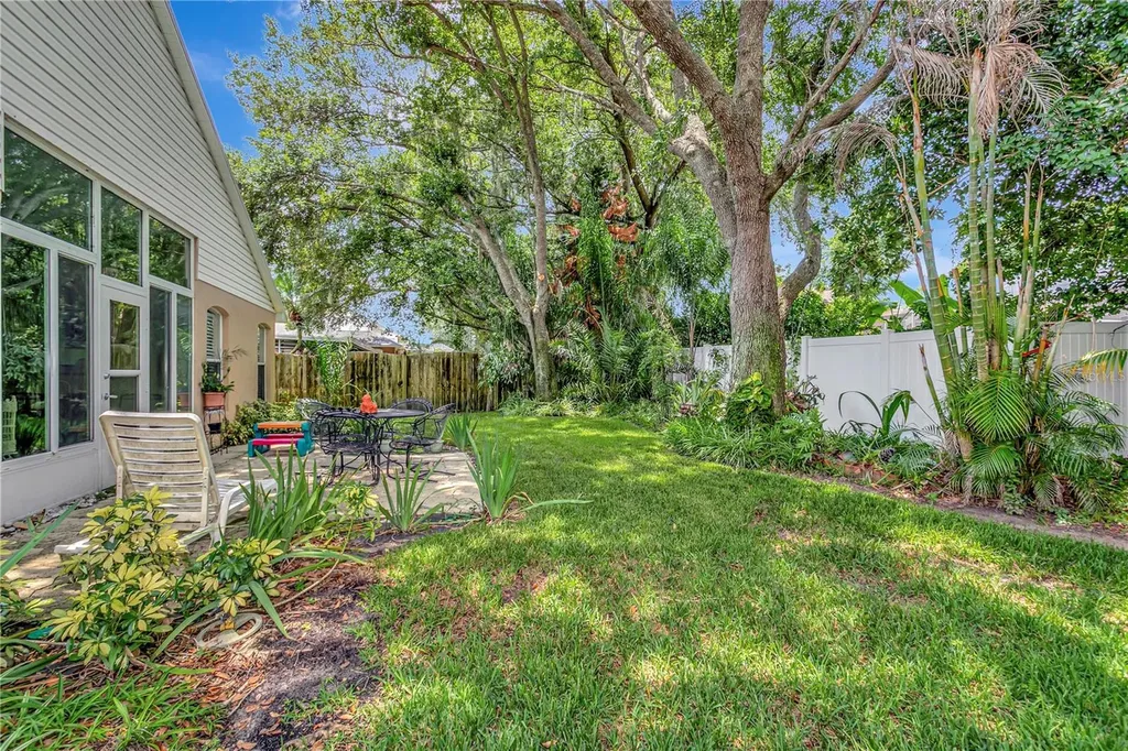 3049 Beaver Pond Trail Valrico FL 33596