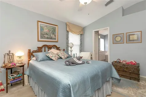3049 Beaver Pond Trail Valrico FL 33596