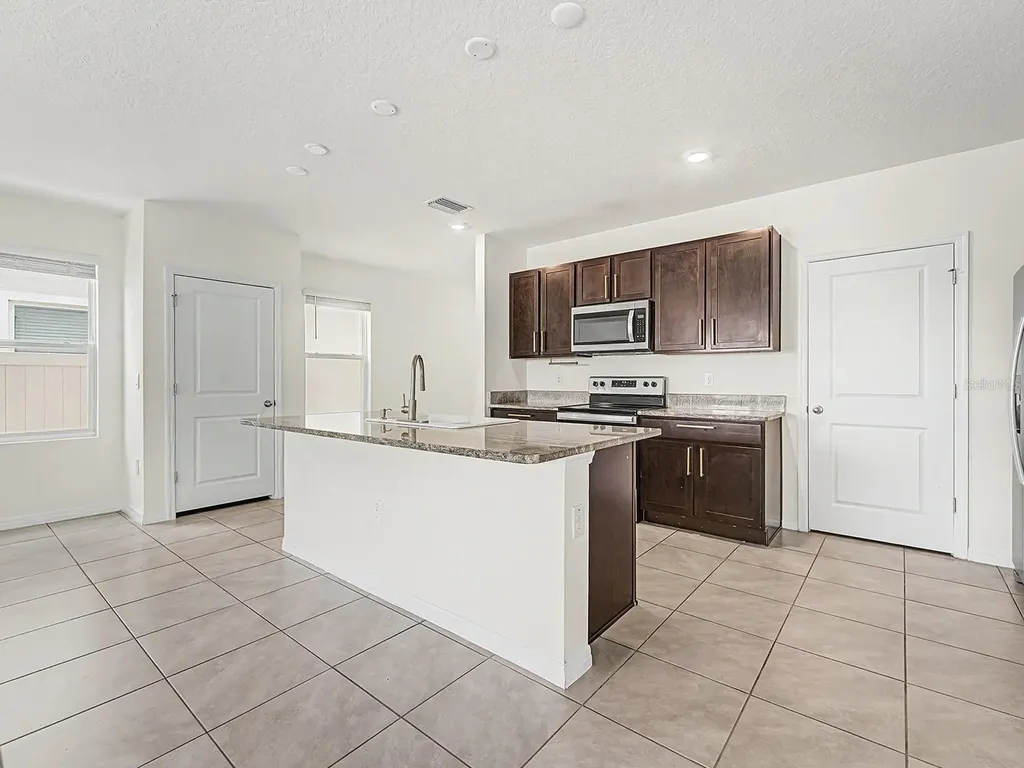 31448 Penny Surf Loop Wesley Chapel FL 33545