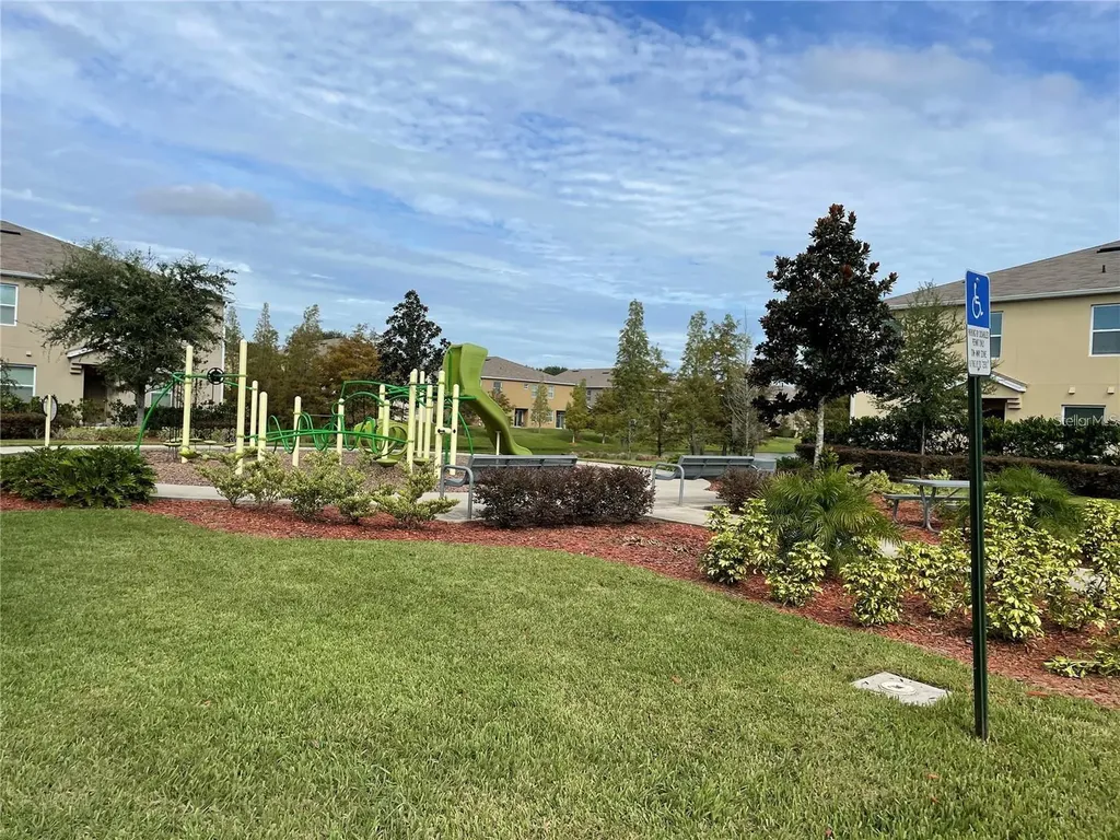 3408 Seneca Club Loop Orlando FL 32808