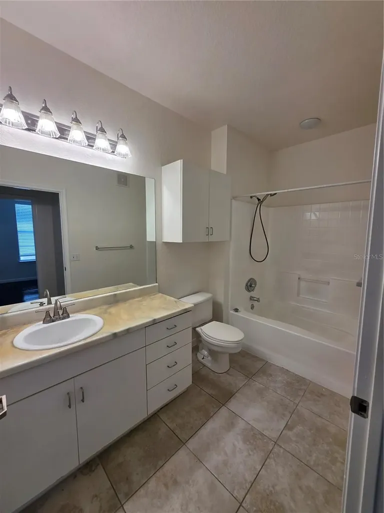 860 N Orange Avenue Orlando FL 32801