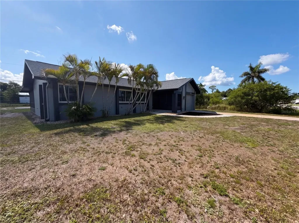 3260 Pinetree Street Port Charlotte FL 33952