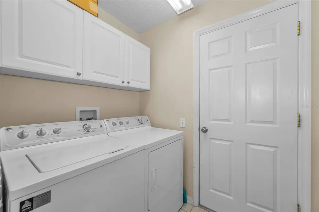 1015 Flora Vista Street New Port Richey FL 34655