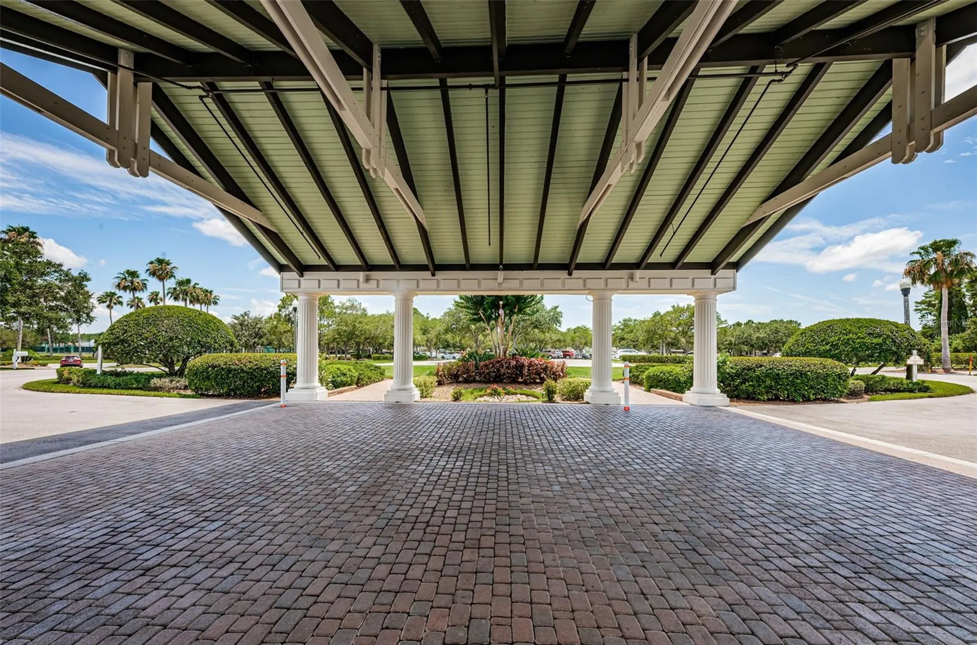 1015 Flora Vista Street New Port Richey FL 34655