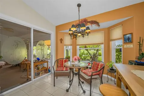 1015 Flora Vista Street Trinity FL 34655