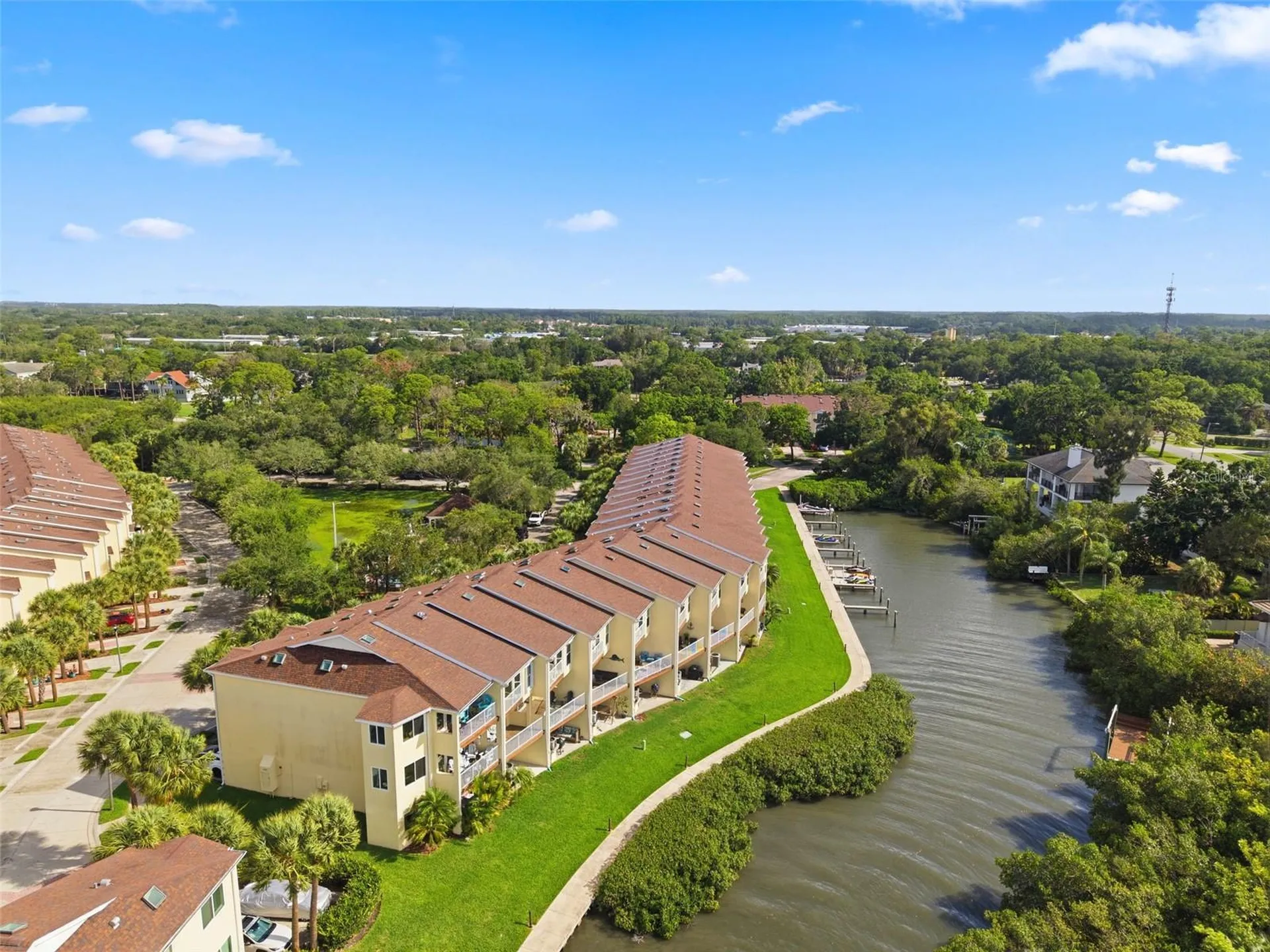 117 Brent Circle Oldsmar FL 34677