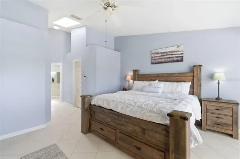 117 Brent Circle Oldsmar FL 34677