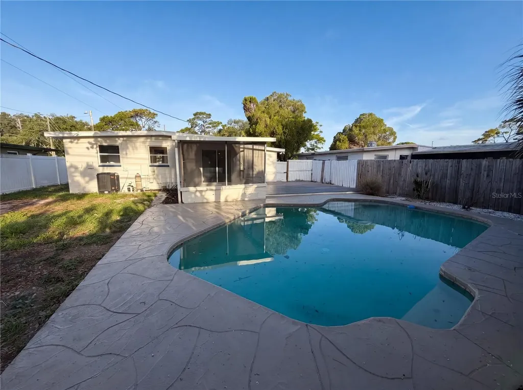 15037 Harding Avenue Clearwater FL 33760