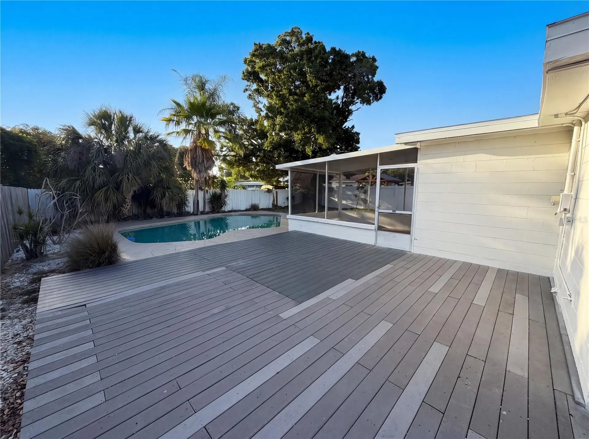 15037 Harding Avenue Clearwater FL 33760