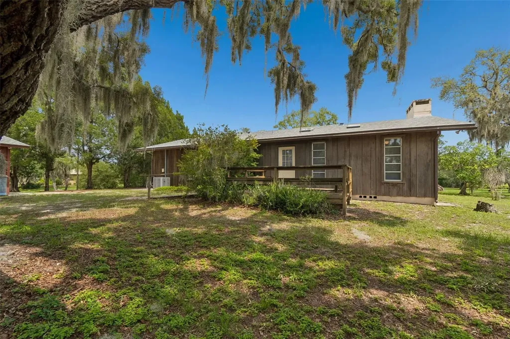 9400 Indale Drive New Port Richey FL 34654