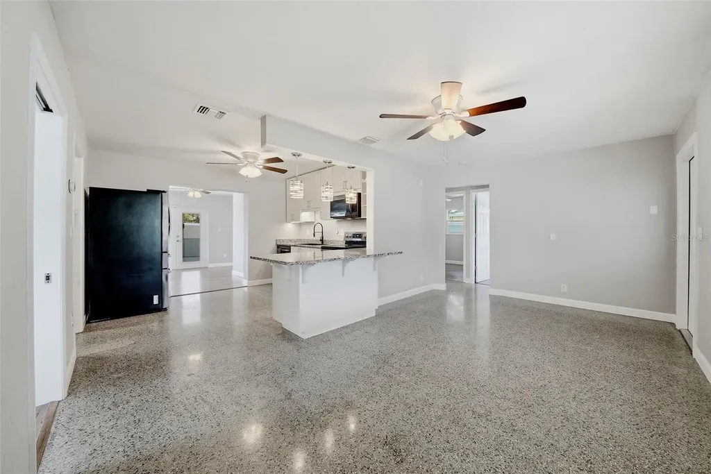 7750 70th Street N Pinellas Park FL 33781