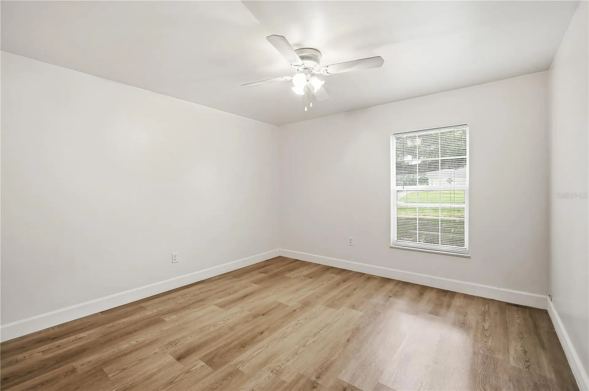6121 Whiteway Drive Tampa FL 33617