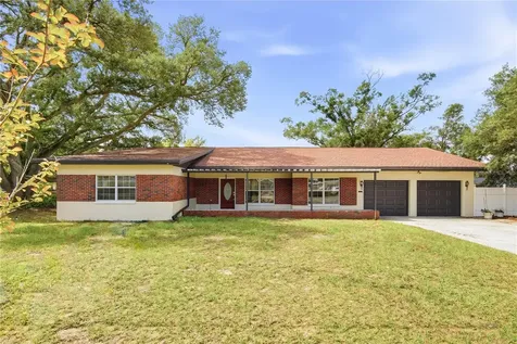 6121 Whiteway Drive Tampa FL 33617