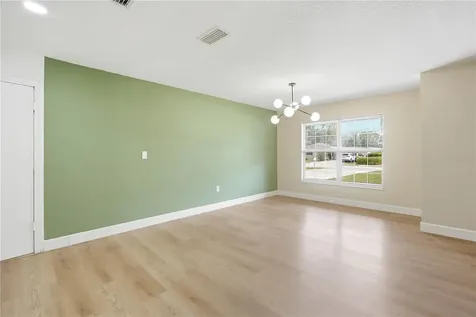 6121 Whiteway Drive Tampa FL 33617