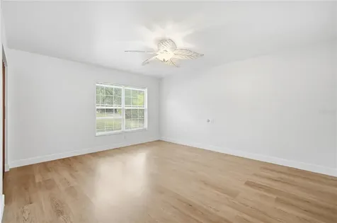 6121 Whiteway Drive Tampa FL 33617