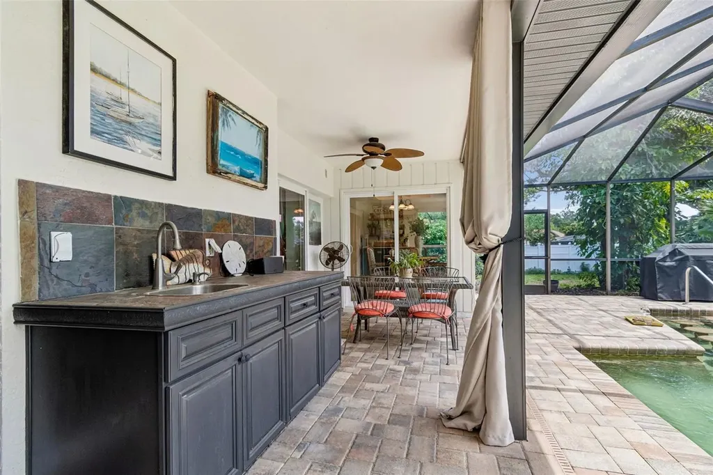 3034 Enisglen Drive Palm Harbor FL 34683