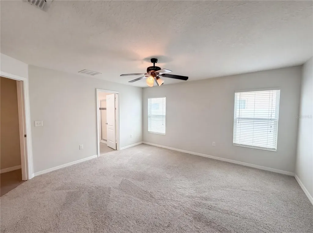 4272 Moon Shadow Loop Mulberry FL 33860