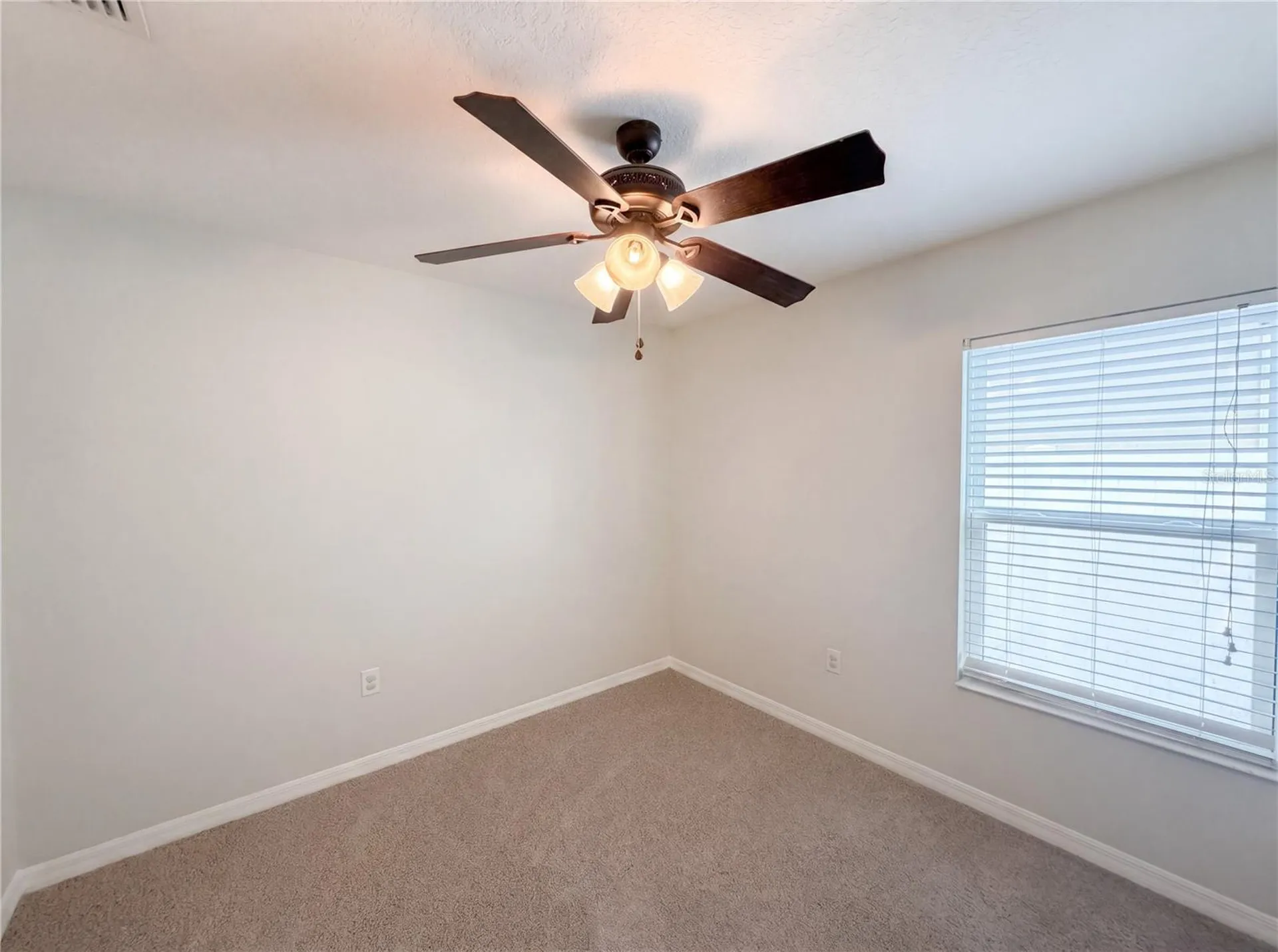 4272 Moon Shadow Loop Mulberry FL 33860