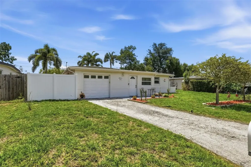 12094 106th Street Largo FL 33773