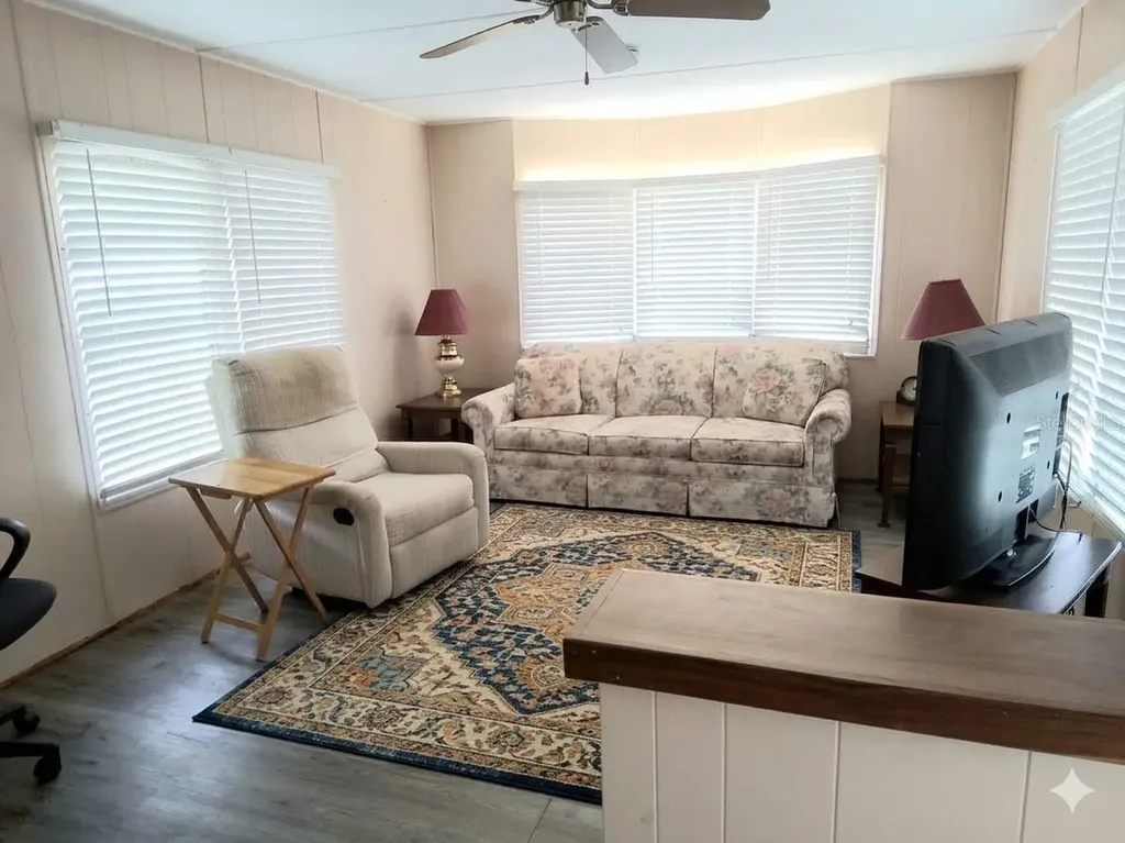 903 Mark Road Leesburg FL 34748