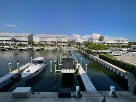 6072 Moorings Drive S St Petersburg FL 33712
