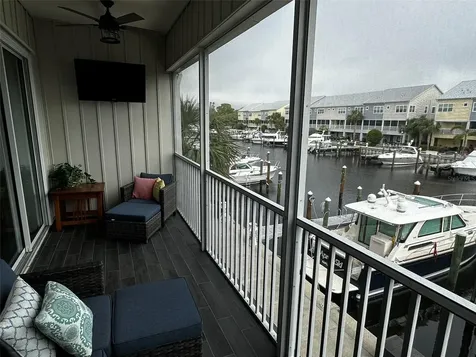 6072 Moorings Drive S St Petersburg FL 33712