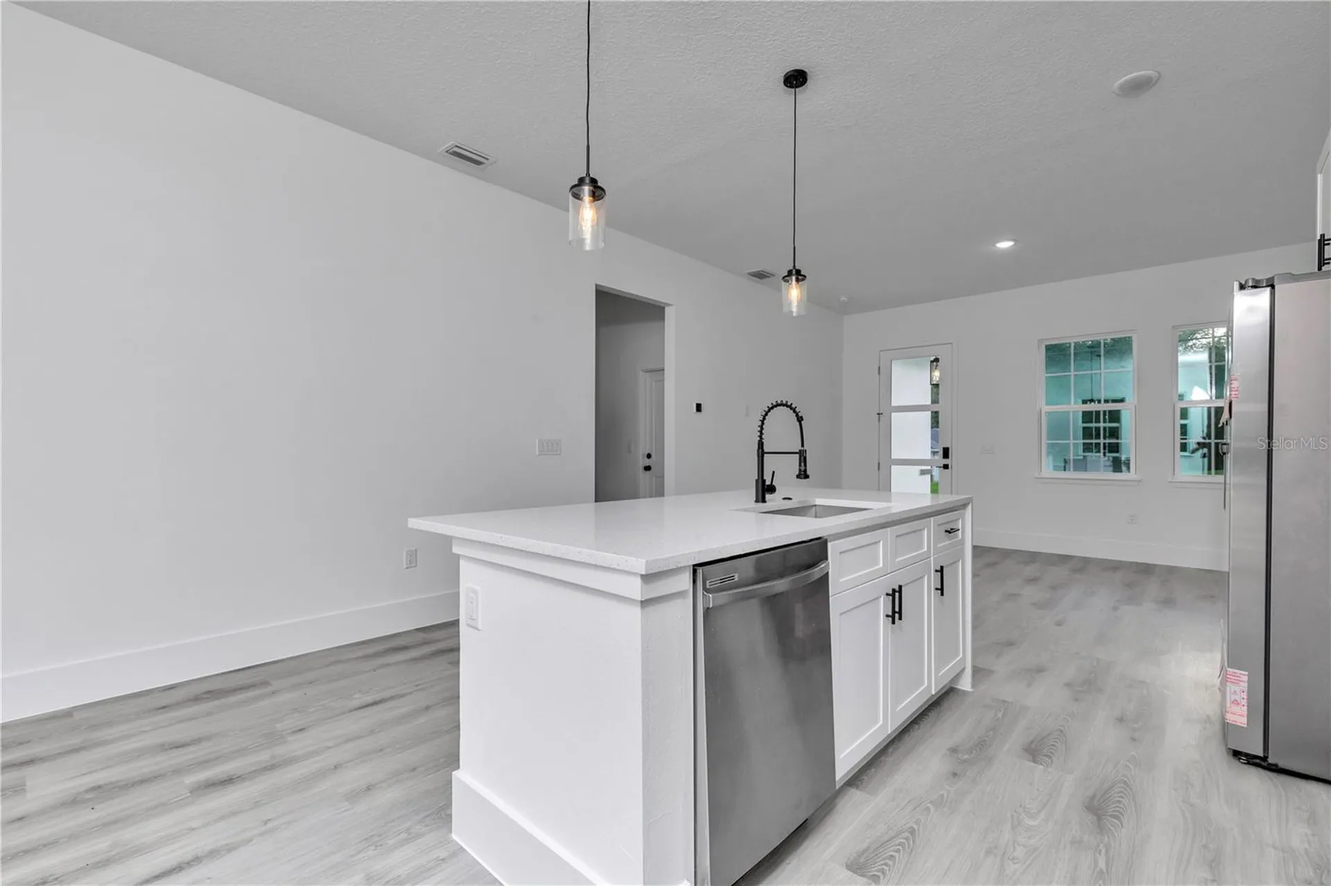 9879 N Caravel Terrace Dunnellon FL 34434