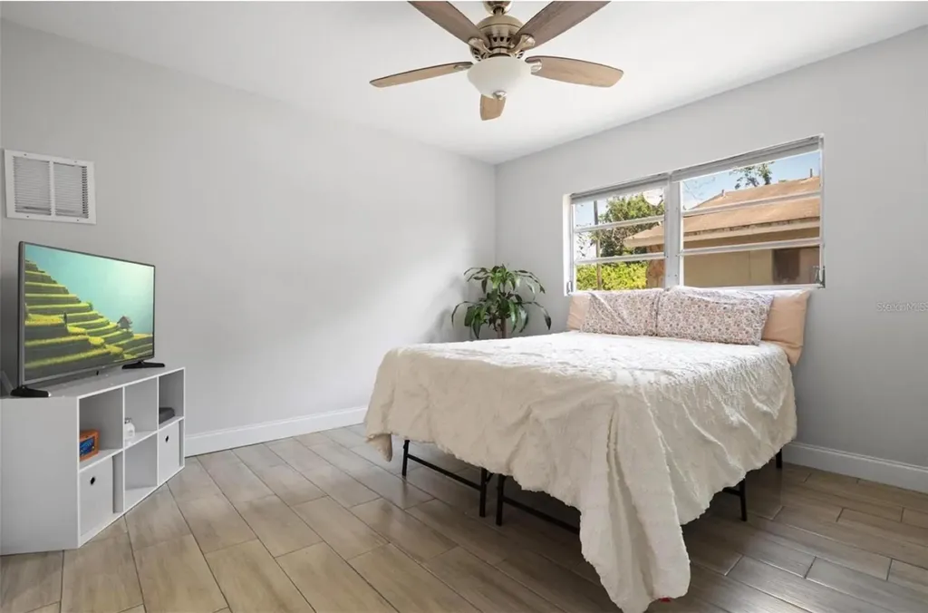 2821 Marconi Street Tampa FL 33605