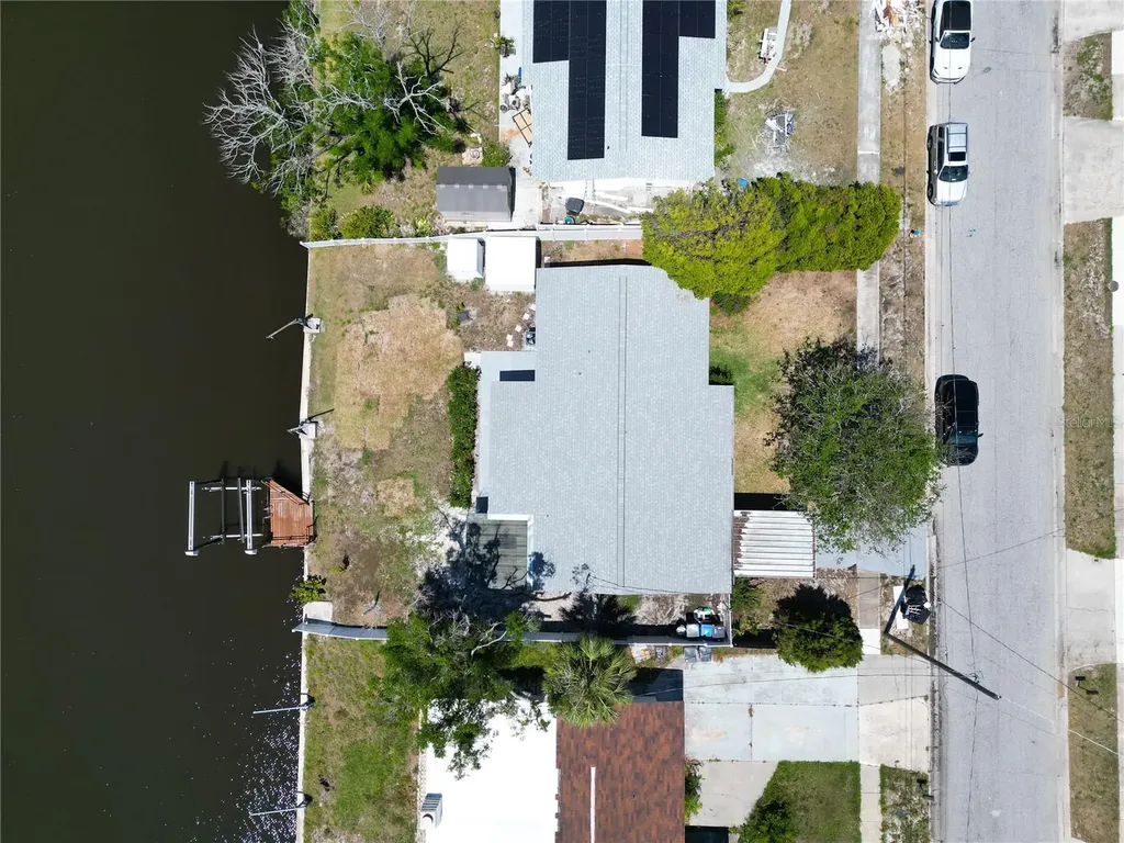 5812 Liverpool Drive Tampa FL 33615