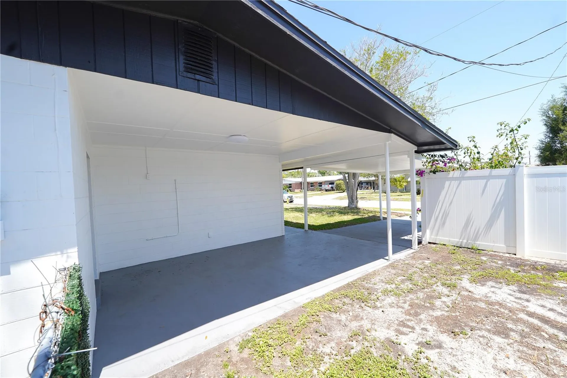 5812 Liverpool Drive Tampa FL 33615