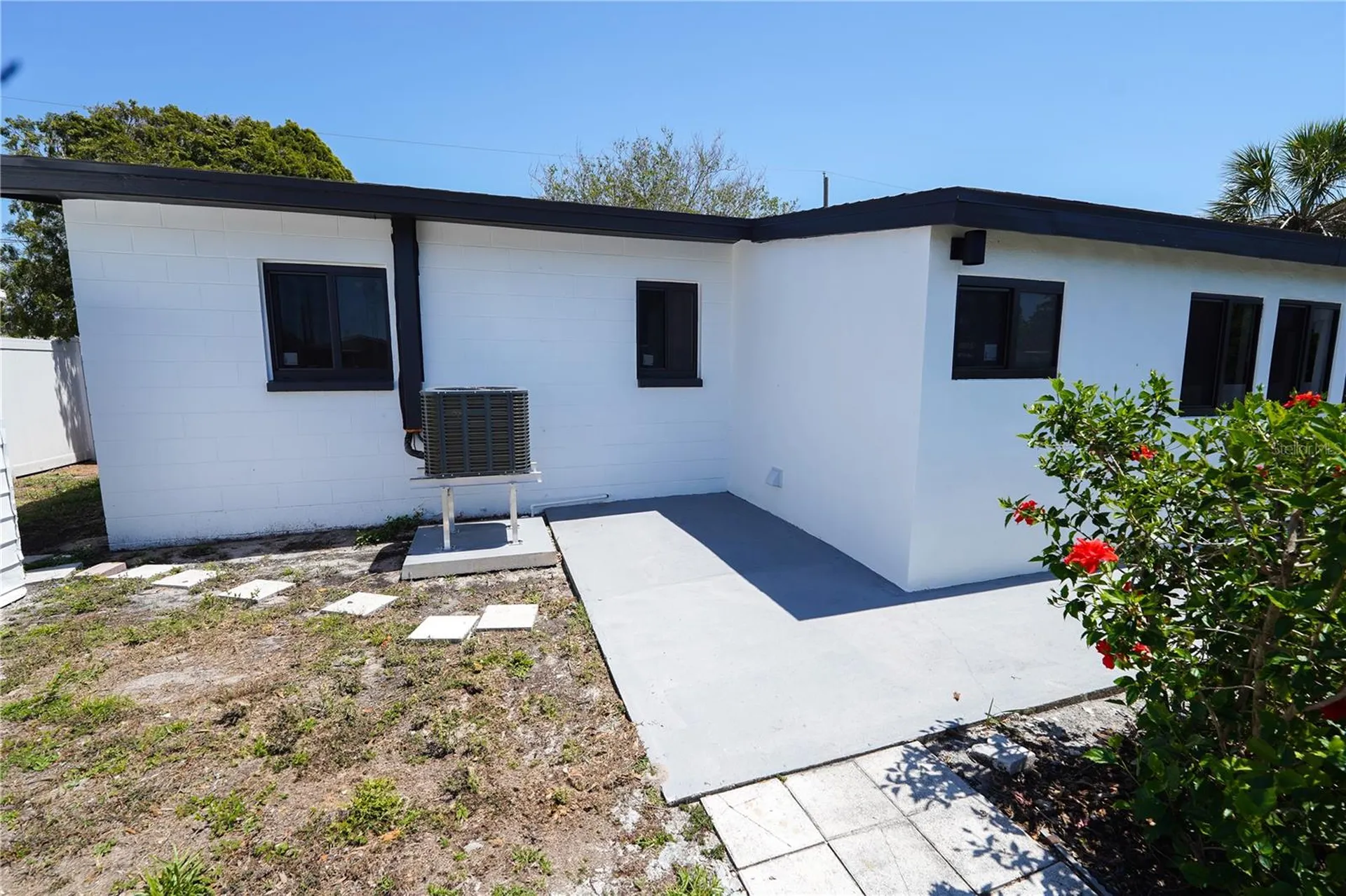 5812 Liverpool Drive Tampa FL 33615