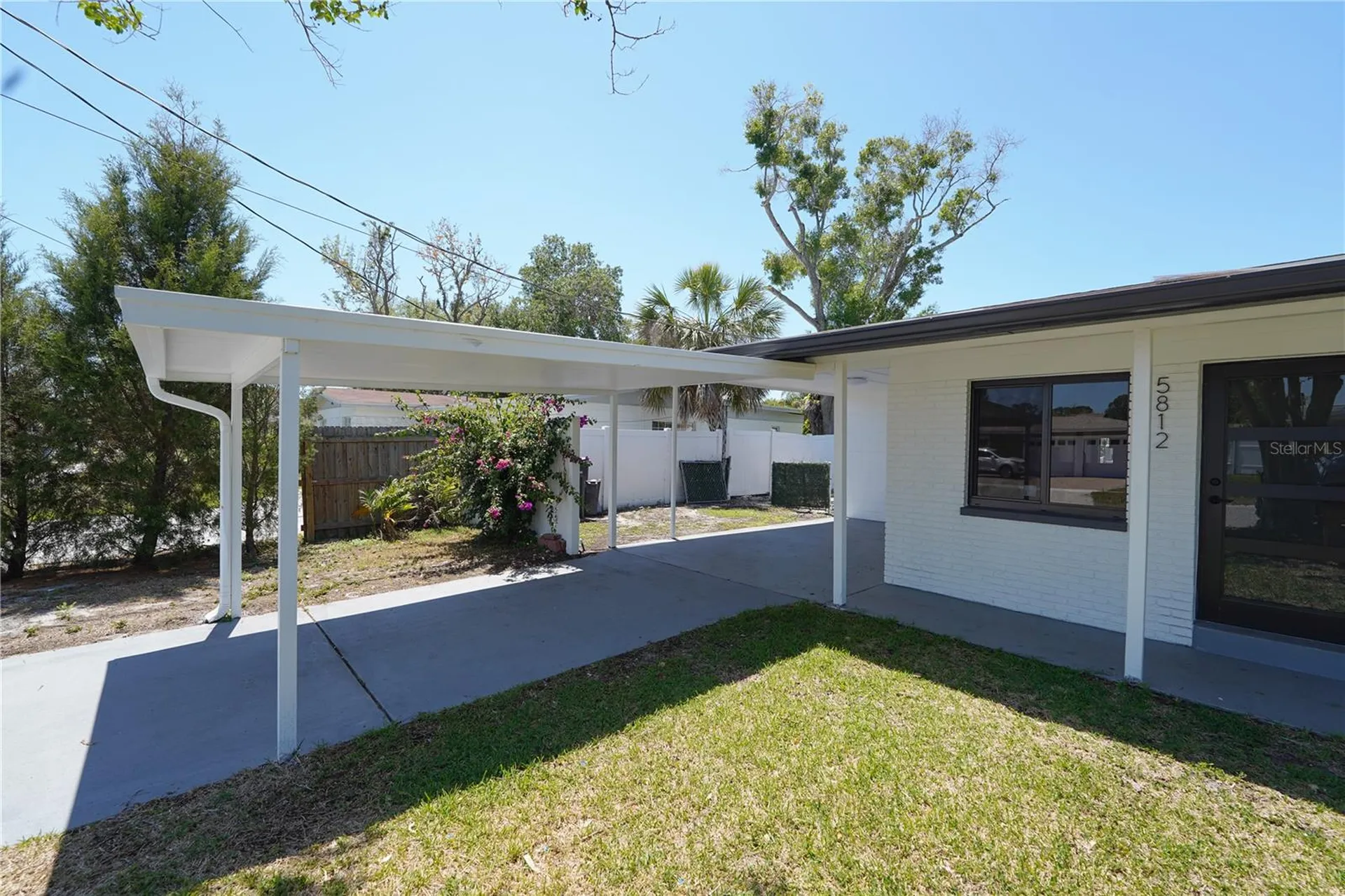 5812 Liverpool Drive Tampa FL 33615
