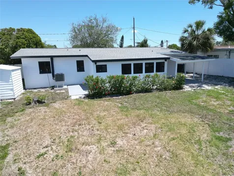 5812 Liverpool Drive Tampa FL 33615