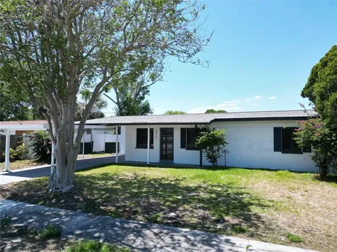 5812 Liverpool Drive Tampa FL 33615