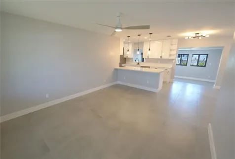 5812 Liverpool Drive Tampa FL 33615