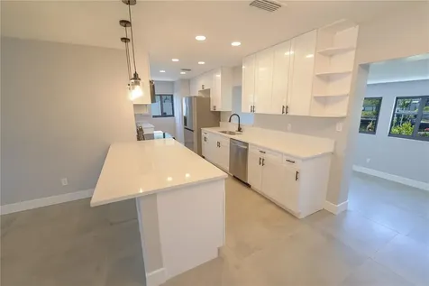 5812 Liverpool Drive Tampa FL 33615