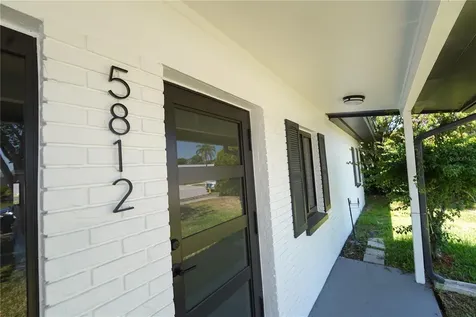 5812 Liverpool Drive Tampa FL 33615