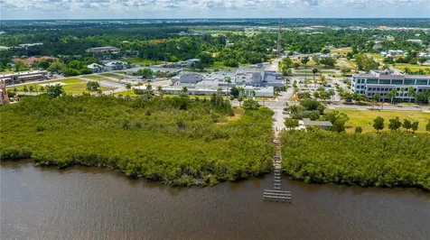 806 E Marion Avenue Punta Gorda FL 33950
